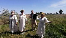 "Живет село родное"